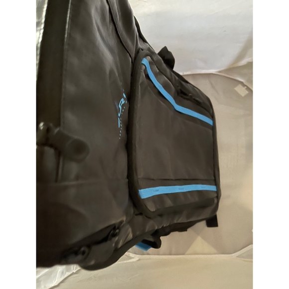 TOURIT TR2103002A001 Nomad Insulated Lightweight Lunch Cooler 30 Can Backpack - Picture 5 of 6